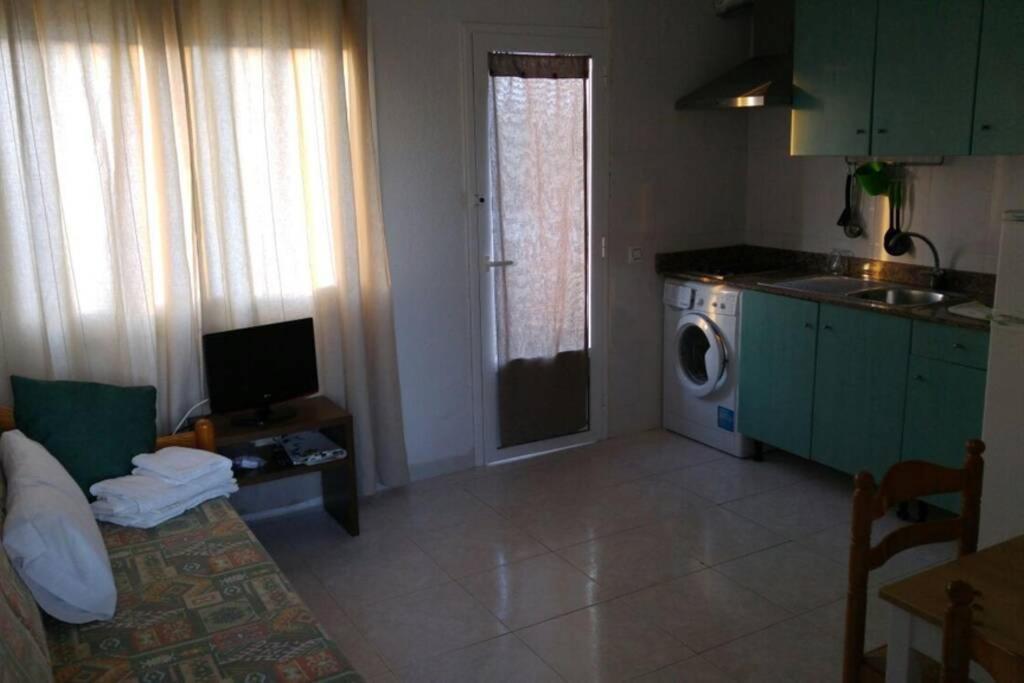 Tranquilo Apartamento Con Preciosa Cala En La Puerta ซิวตาเดญา ภายนอก รูปภาพ